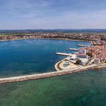 Lovely Apartment In Umag With Kitchen Dış mekan fotoğraf
