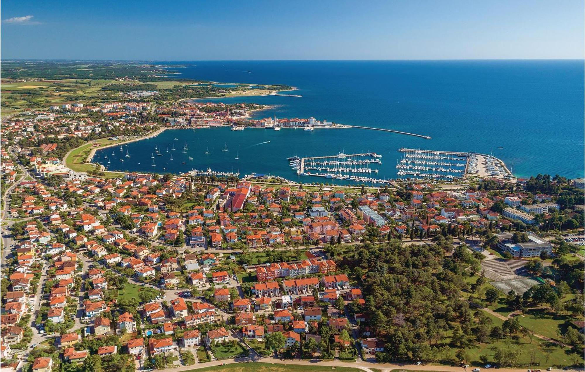Lovely Apartment In Umag With Kitchen Dış mekan fotoğraf